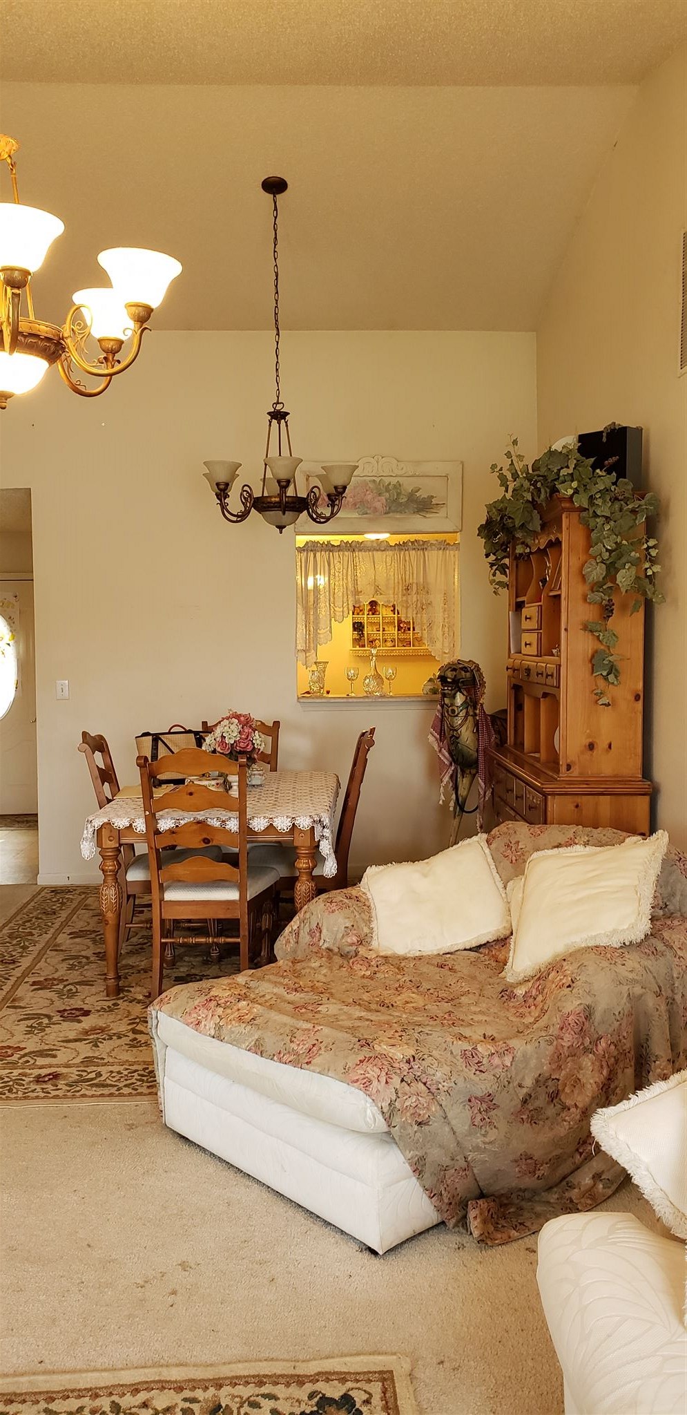 705 Springwater Road Kokomo, IN 46902 - Photo 5 of 16