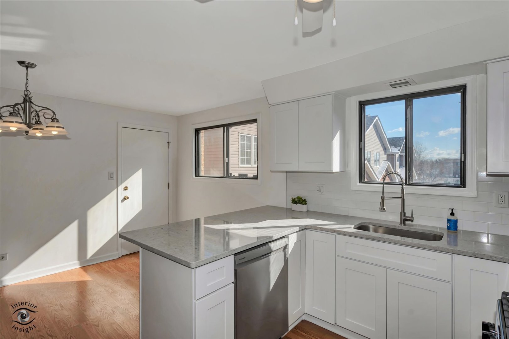 6317 West 64th Place, Unit 2S Chicago, IL 60638 - Photo 11 of 25