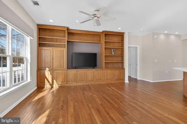 $665,000 | 21 Globeflower Lane, Princeton Junction, NJ 08550