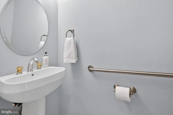 $665,000 | 21 Globeflower Lane, Princeton Junction, NJ 08550