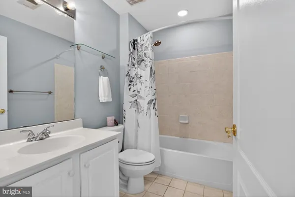 $665,000 | 21 Globeflower Lane, Princeton Junction, NJ 08550