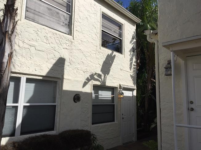247 Conniston Road, Unit D West Palm Beach, FL 33405 - Photo 9 of 11 2016-01-19 10.46.06