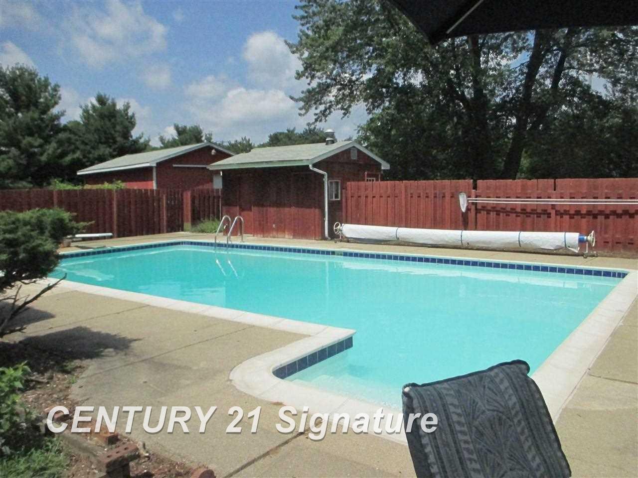 8433 North McKinley Road Flushing, MI 48433 - Photo 7 of 22