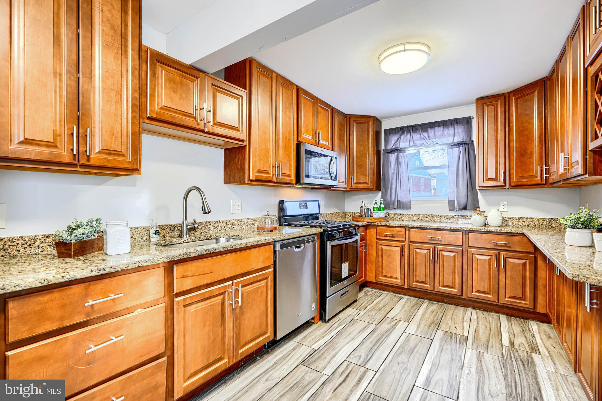 5414 Radecke Avenue Baltimore, MD 21206 - Photo 13 of 48 Chef's Kitchen