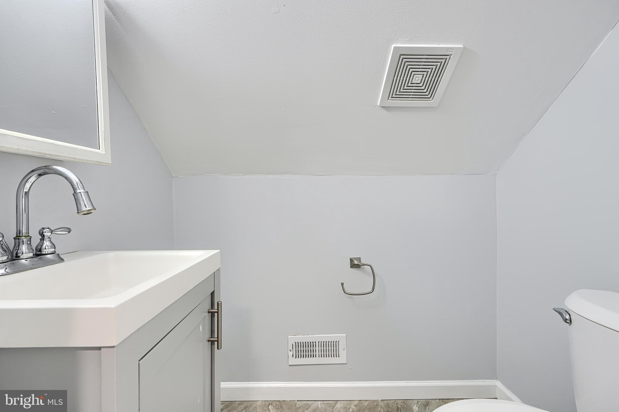 5414 Radecke Avenue Baltimore, MD 21206 - Photo 31 of 48 Half Bathroom