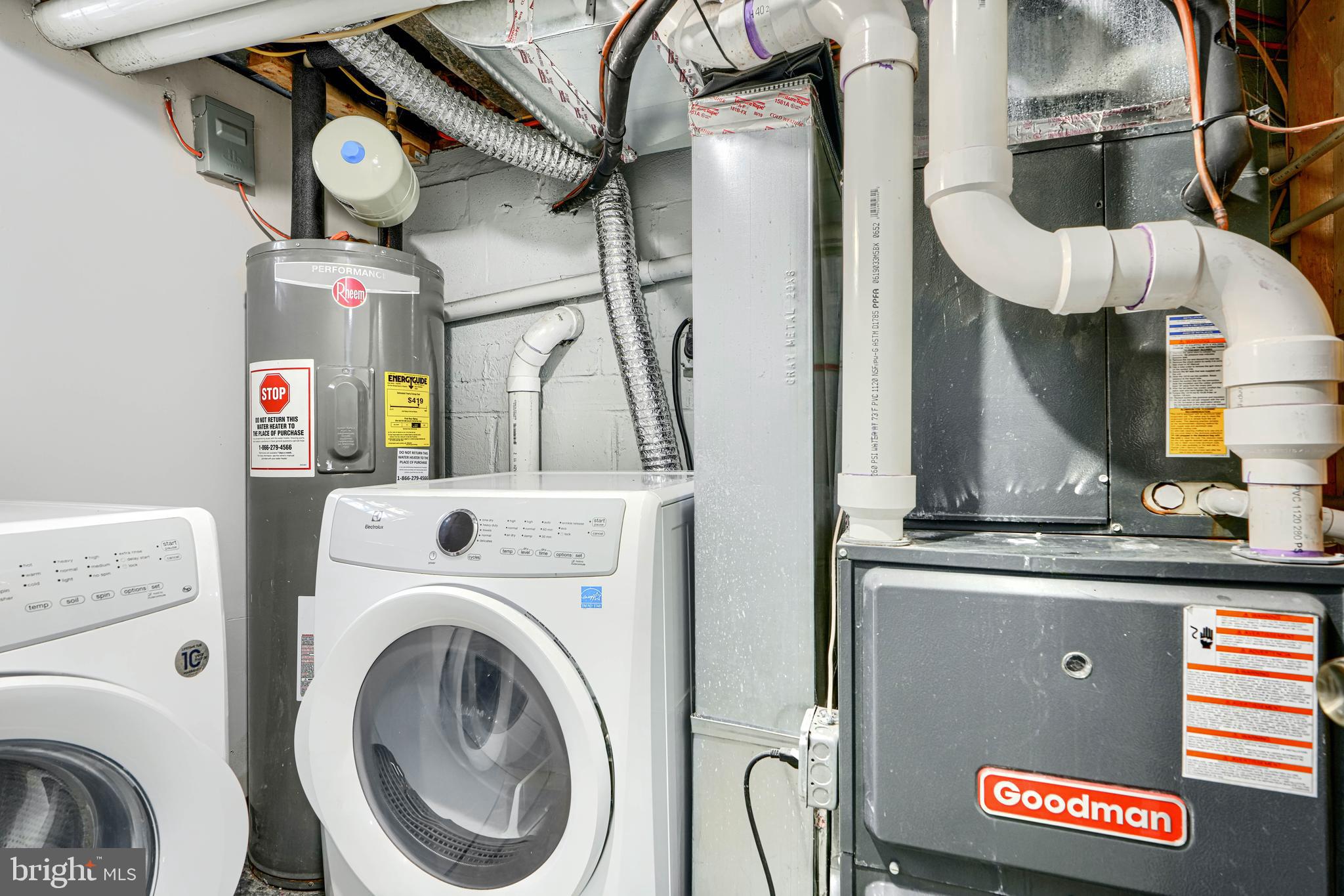 5414 Radecke Avenue Baltimore, MD 21206 - Photo 35 of 48 Laundry/Utility Room