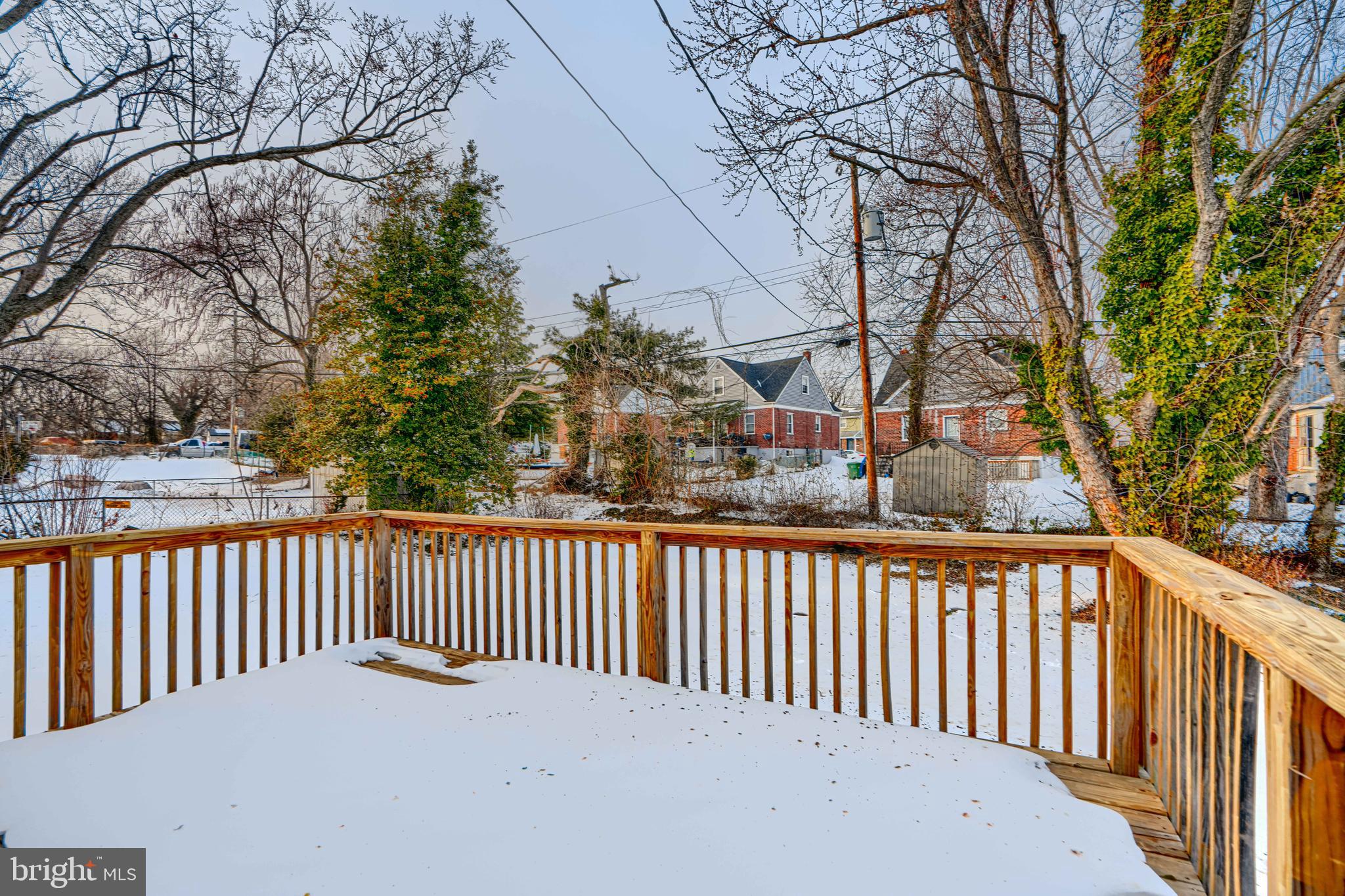 5414 Radecke Avenue Baltimore, MD 21206 - Photo 40 of 48 Large Deck