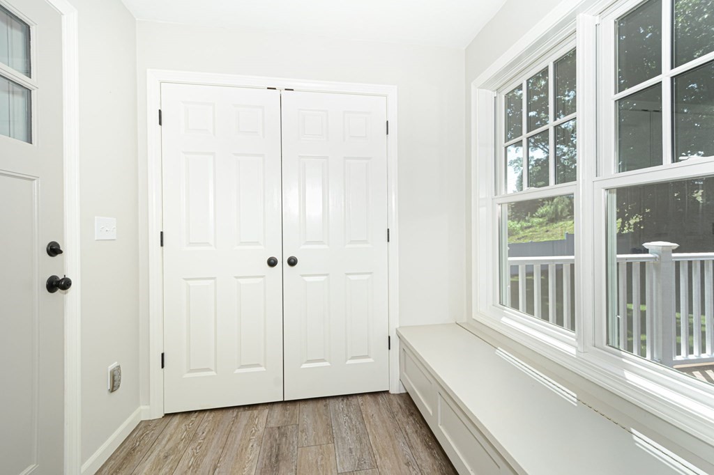 6 Rochelle Street Auburn, MA 01501 - Photo 8 of 36 Gallery Image 8