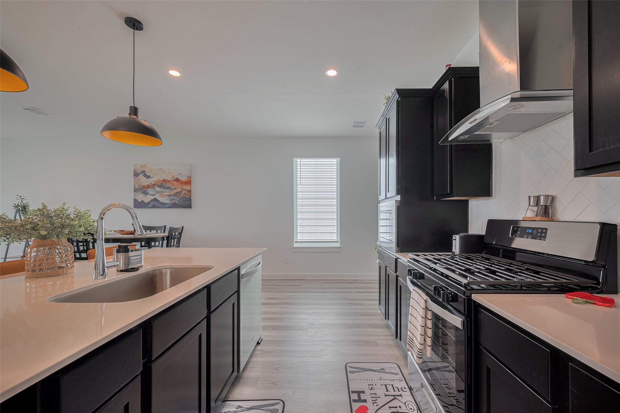 3113 Crown Gate Drive Houston, TX 77047 - Photo 14 of 38