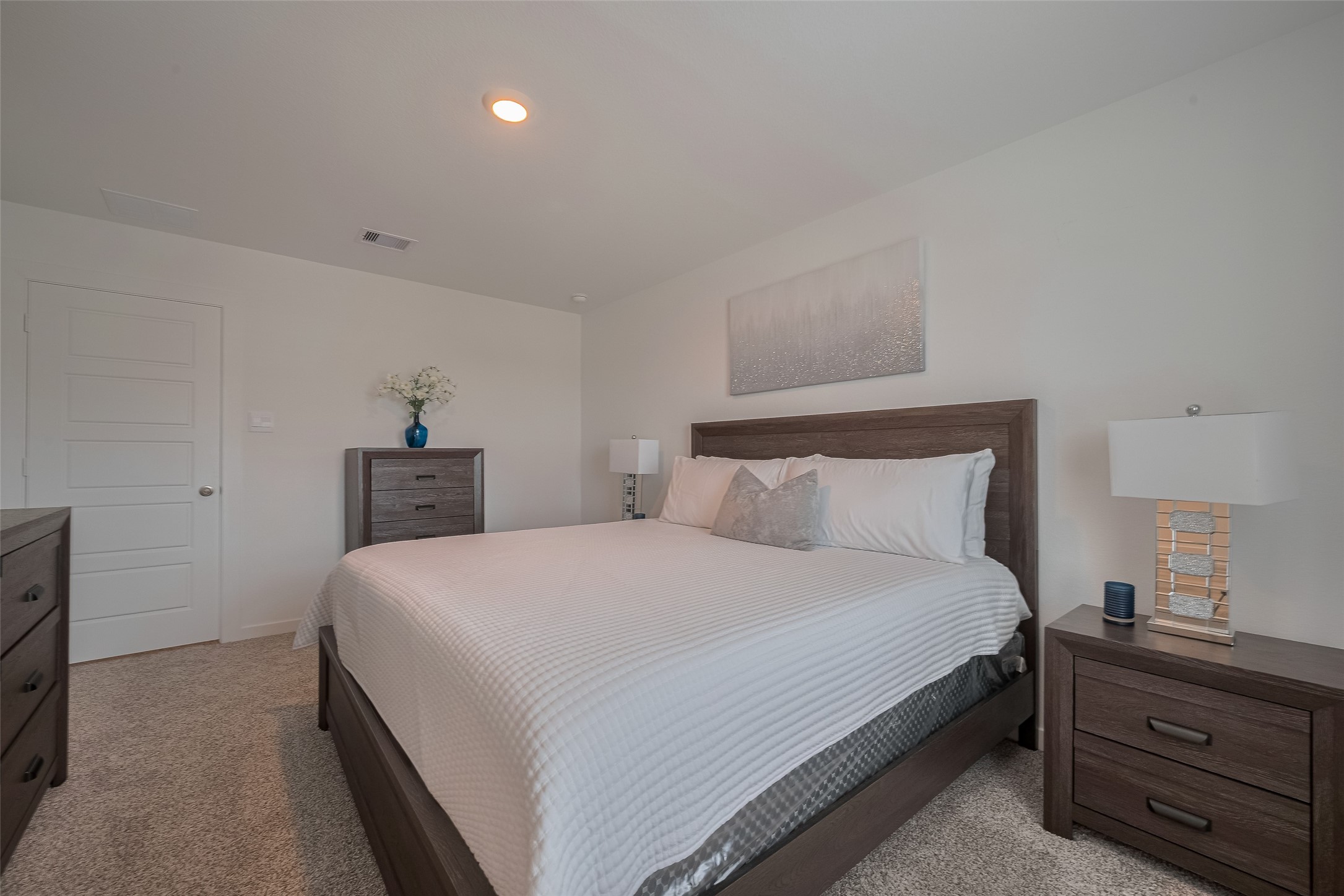 3113 Crown Gate Drive Houston, TX 77047 - Photo 17 of 38 Secondary Bedroom