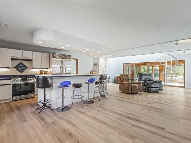 $649,900 | 1953 Harlem Boulevard, Rockford, IL 61103