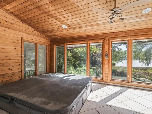 $649,900 | 1953 Harlem Boulevard, Rockford, IL 61103