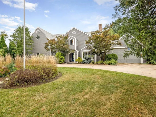 $649,900 | 1953 Harlem Boulevard, Rockford, IL 61103