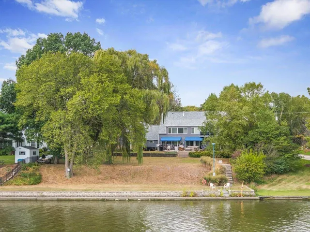 $649,900 | 1953 Harlem Boulevard, Rockford, IL 61103