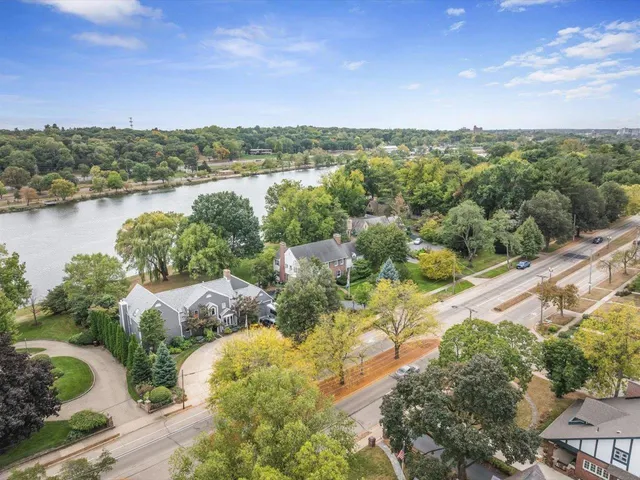 $649,900 | 1953 Harlem Boulevard, Rockford, IL 61103