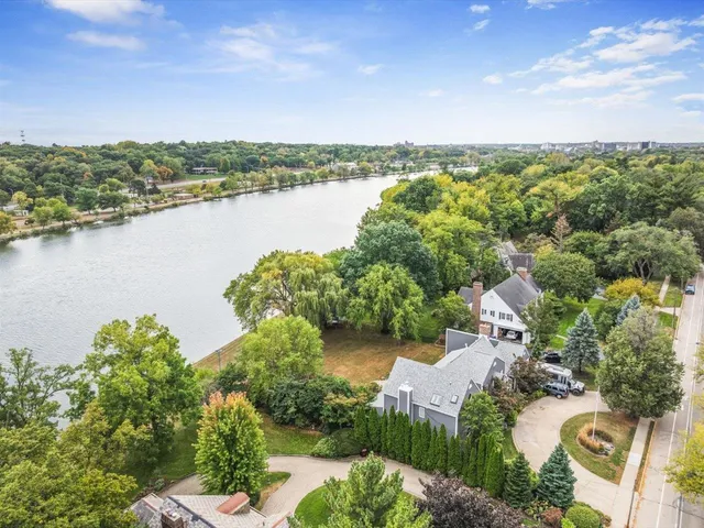 $649,900 | 1953 Harlem Boulevard, Rockford, IL 61103