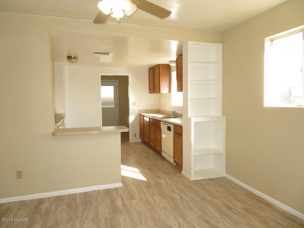 574 East Pomerene Road Benson, AZ 85602 - Photo 6 of 29 Gallery Image 6