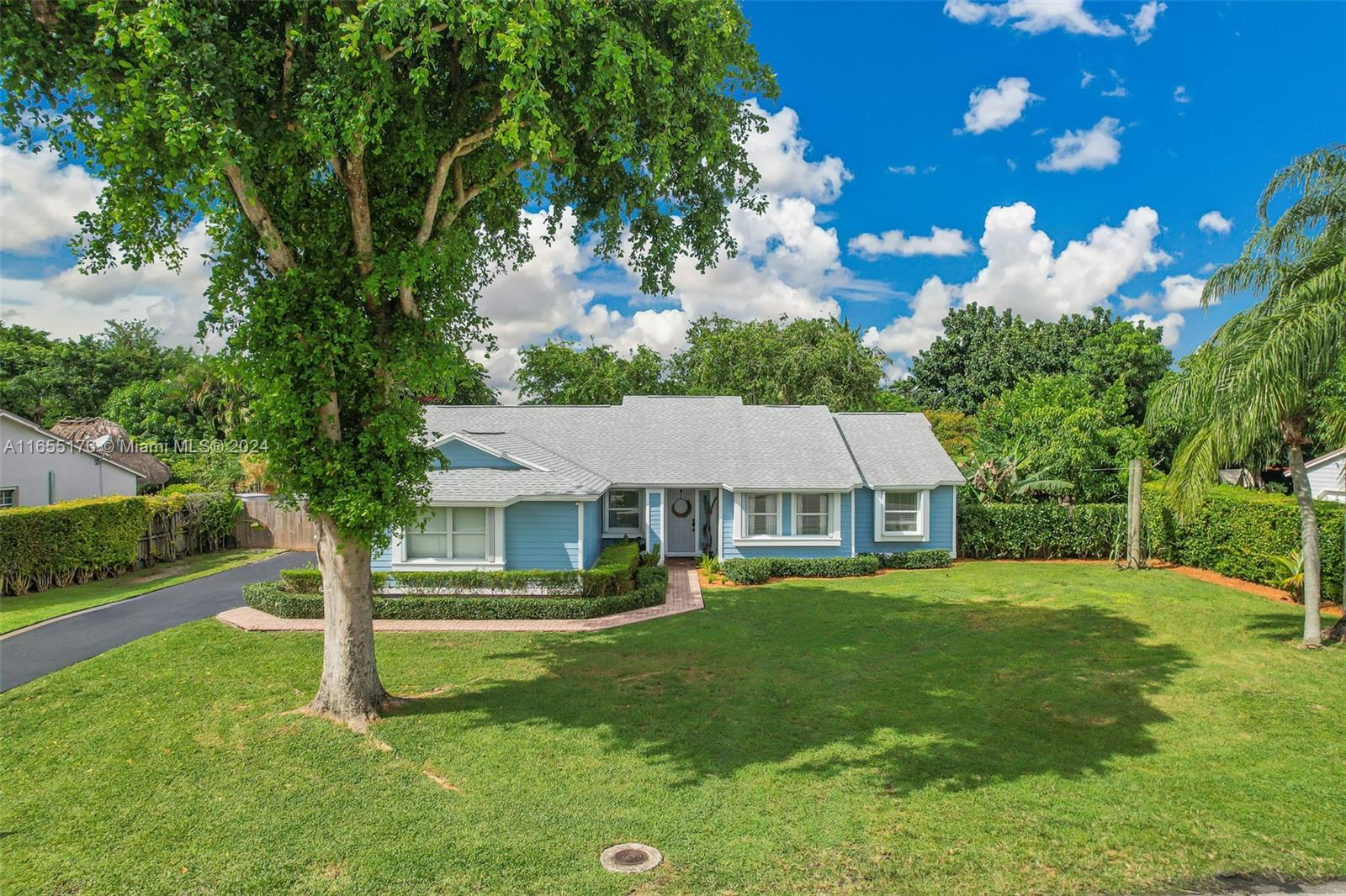 14871 Southwest 156th Street Miami, FL 33187 - Photo 5 of 84