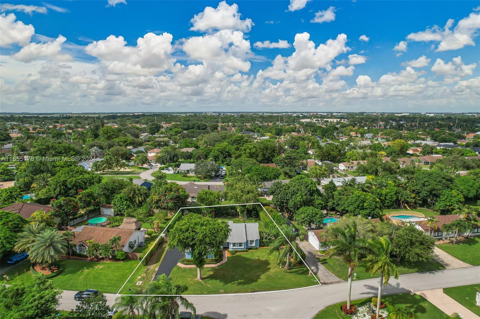 14871 Southwest 156th Street Miami, FL 33187 - Photo 71 of 84 a view of a bunch of trees