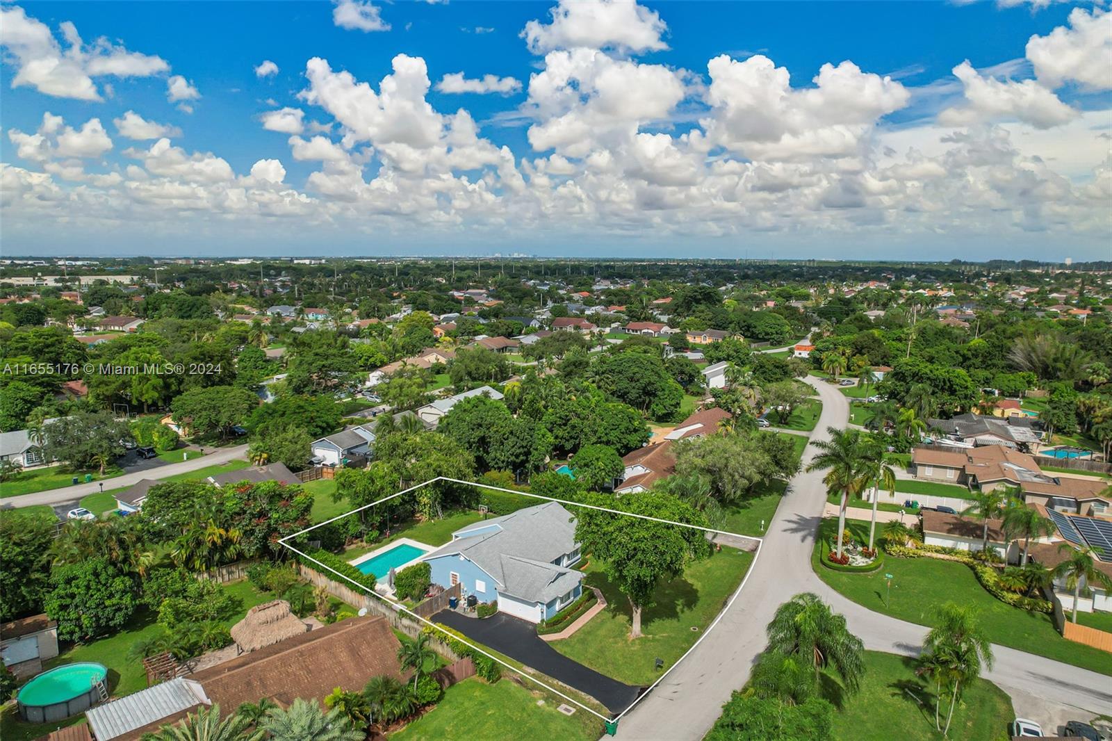 14871 Southwest 156th Street Miami, FL 33187 - Photo 73 of 84 an aerial view of multiple house