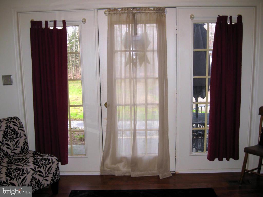 159 1/2 Wesley Road Quarryville, PA 17566 - Photo 27 of 43 a view of entryway