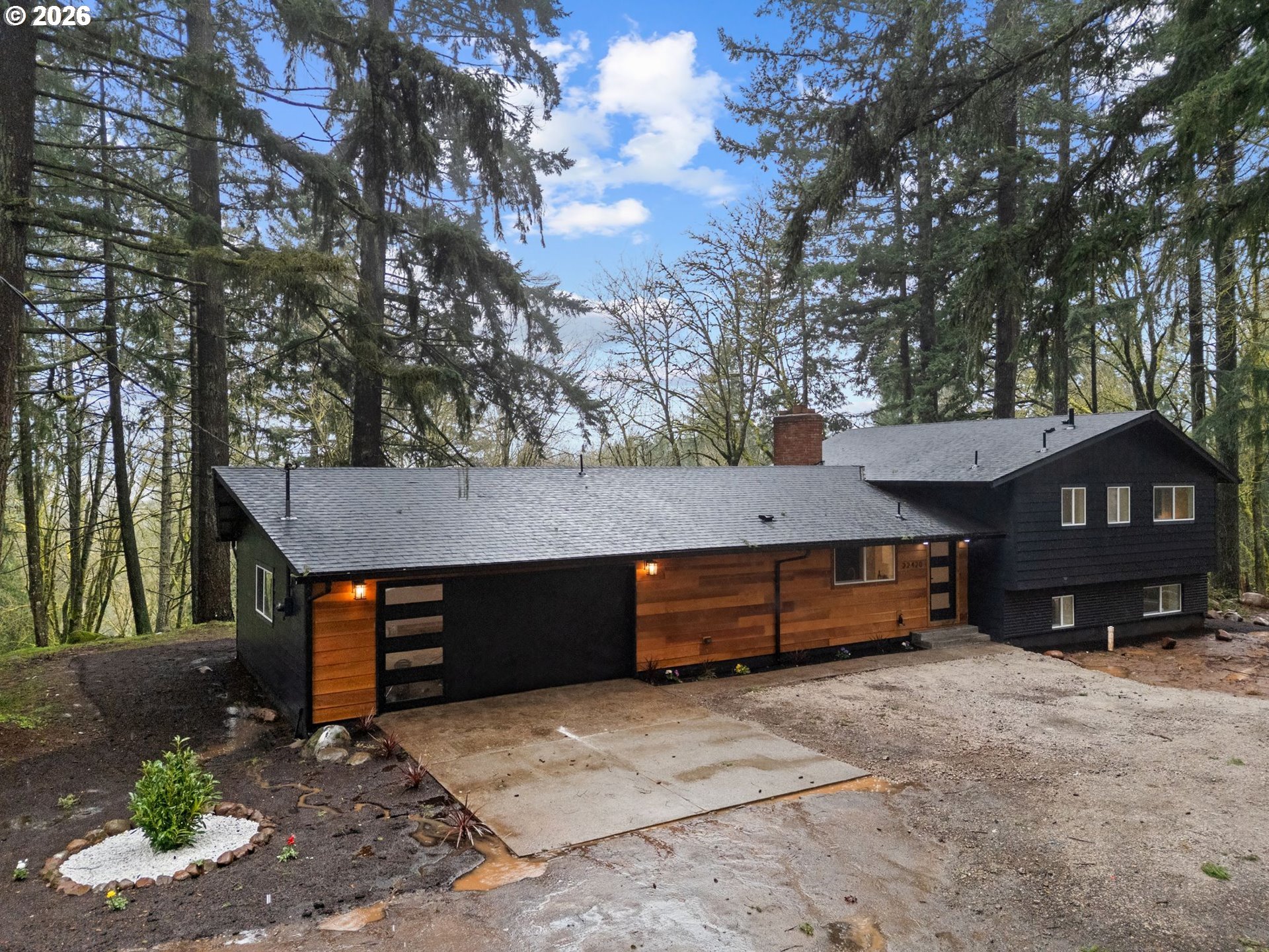 22420 South Parrot Creek Road Oregon City, OR 97045 - Photo 1 of 48