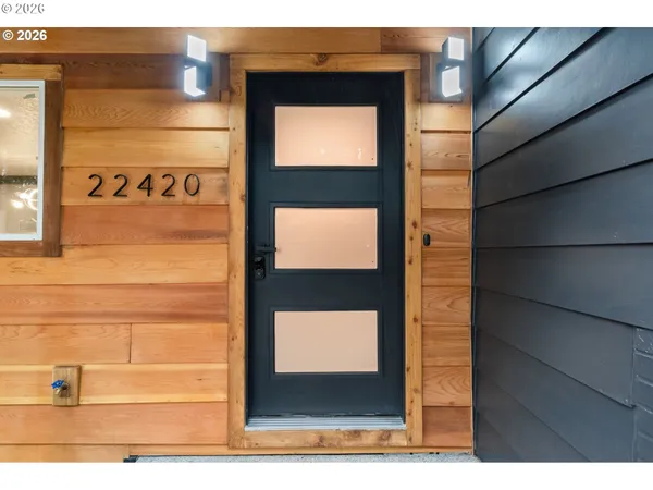 $919,900 | 22420 South Parrot Creek Road, Oregon City, OR 97045