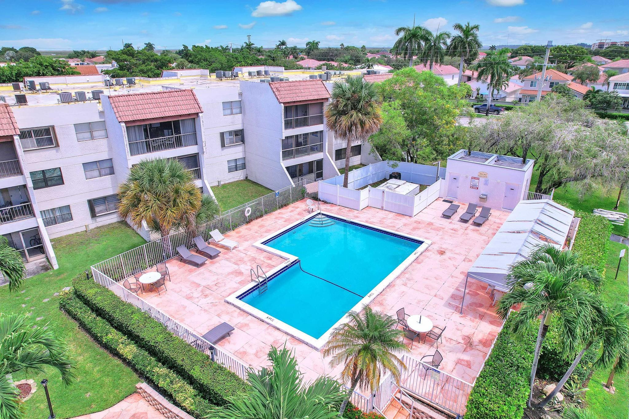 303 Racquet Club Road, Unit 112 Weston, FL 33326 - Photo 25 of 31 Photo 25