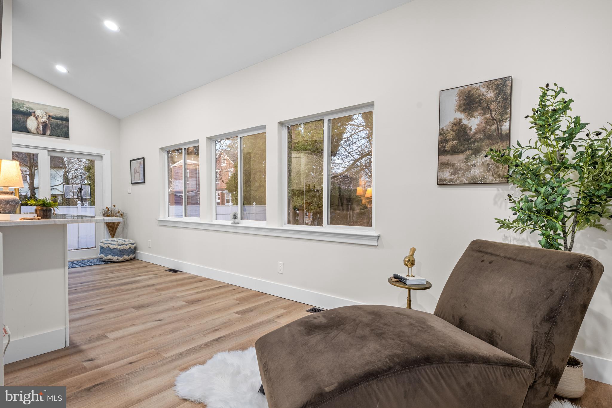 308 West 3rd Street Palmyra, NJ 08065 - Photo 11 of 43