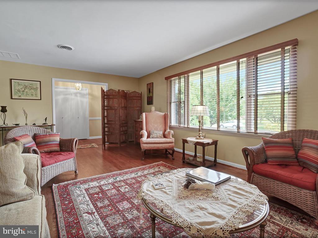 8014 Clearfield Road Frederick, MD 21702 - Photo 7 of 43 ...another view