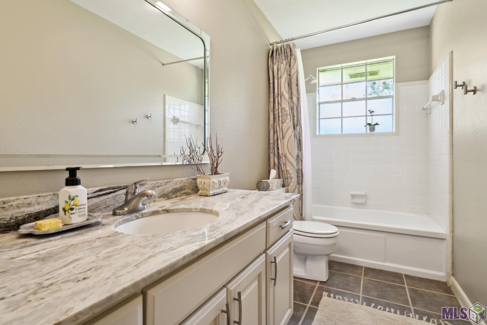 10359 Ridgely Drive Baton Rouge, LA 70809 - Photo 13 of 18