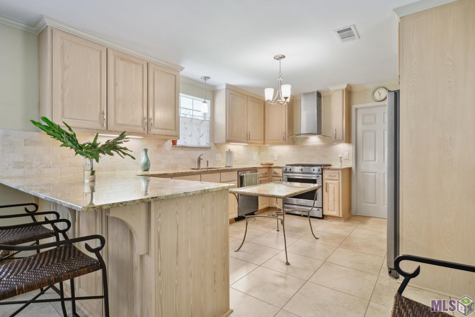 10359 Ridgely Drive Baton Rouge, LA 70809 - Photo 4 of 18