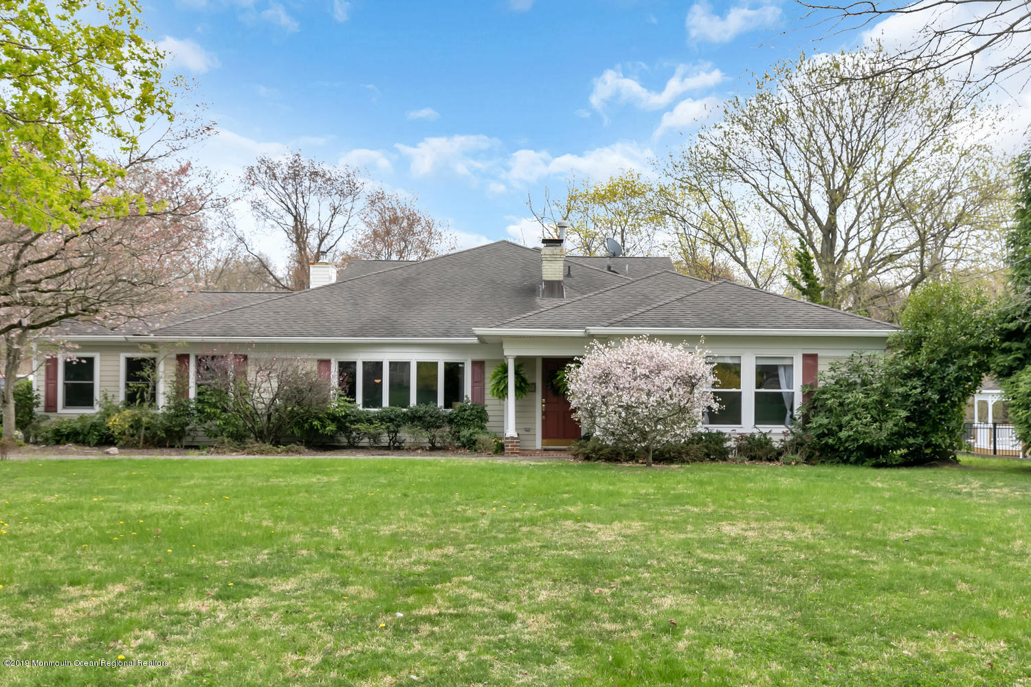 42 Rutledge Drive Red Bank, NJ 07701 - Photo 1 of 27 Front