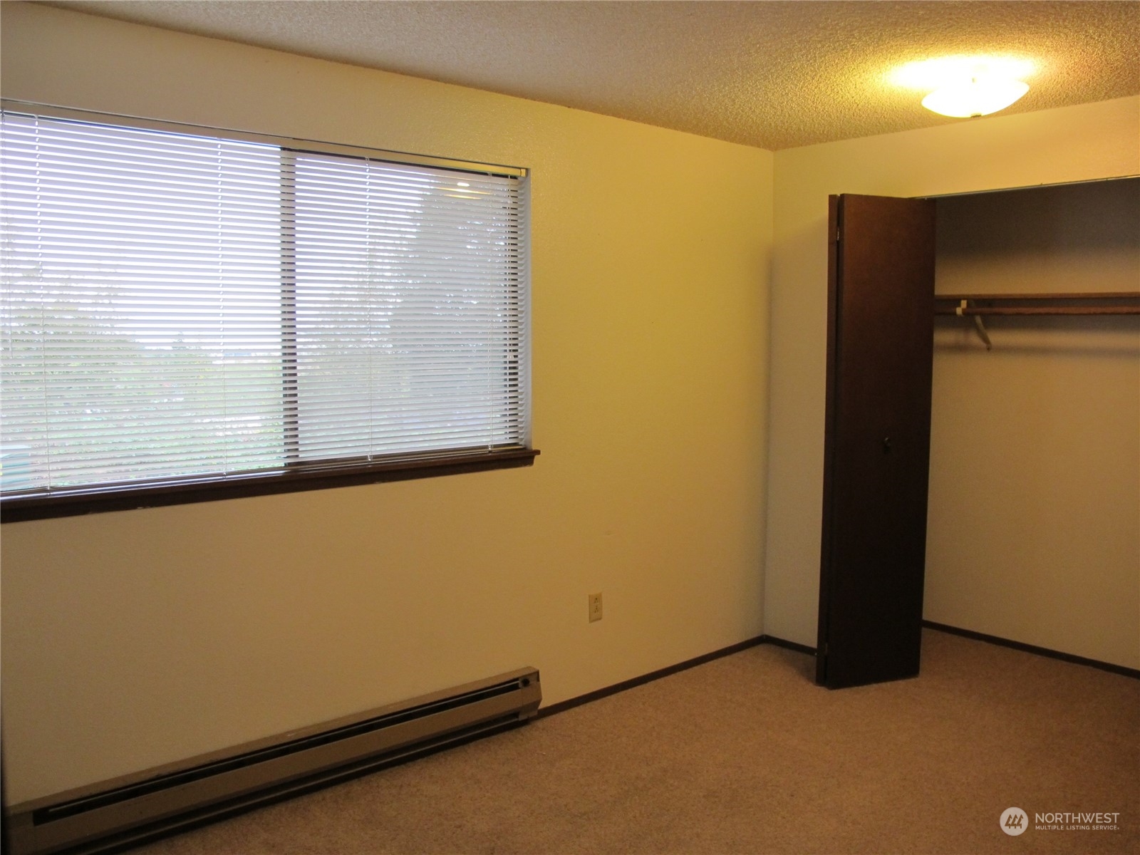 3154 Hawks Prairie Road Oak Harbor, WA 98277 - Photo 9 of 20 Gallery Image 9