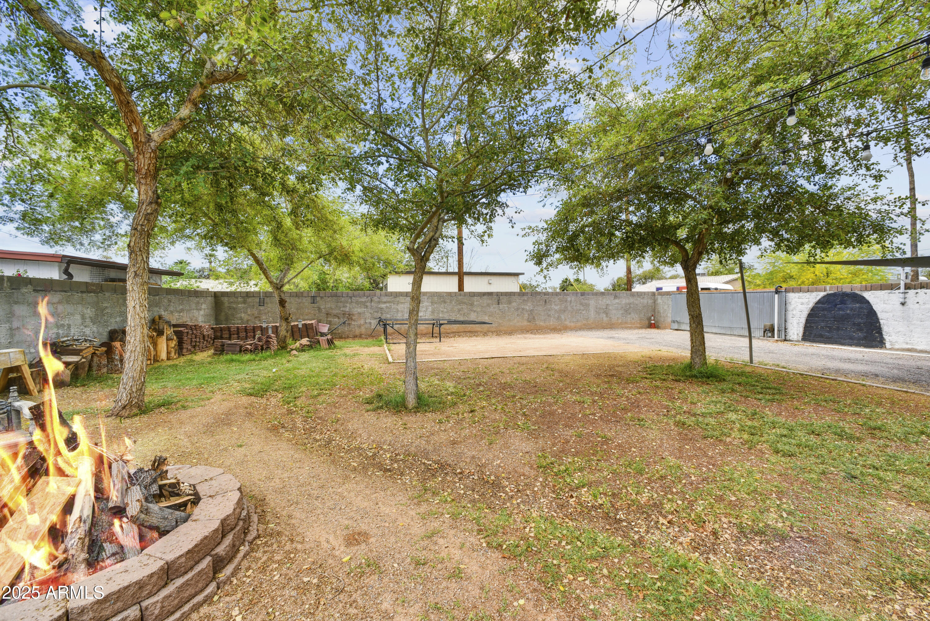 2045 West Orange Drive Phoenix, AZ 85015 - Photo 14 of 20 a view of yard