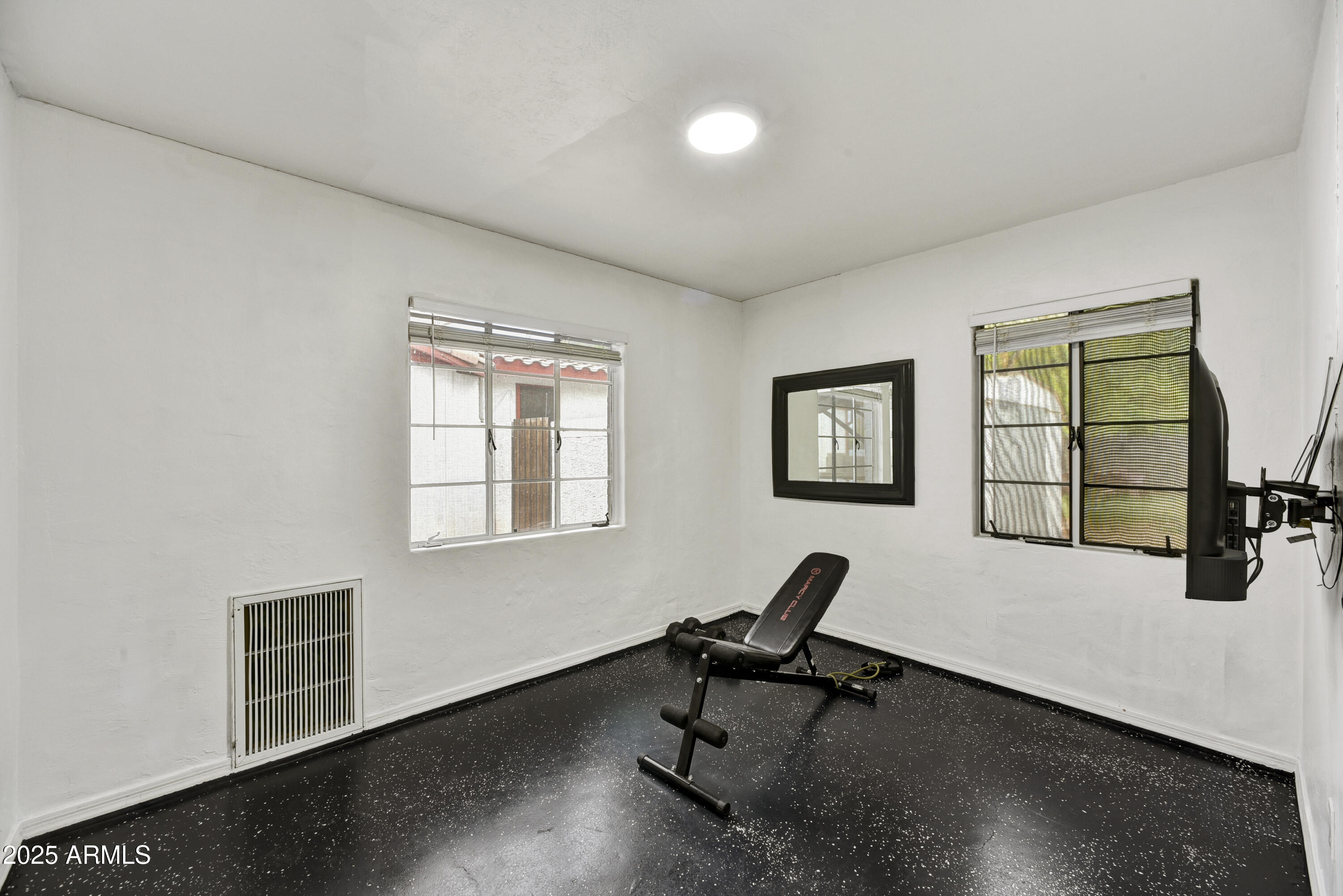 2045 West Orange Drive Phoenix, AZ 85015 - Photo 9 of 20 a view of a workspace with a window