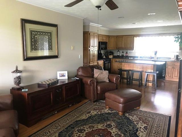 2960 Beecarter Road Dandridge, TN 37725 - Photo 11 of 29 LIVING ROOM-KITCHEN