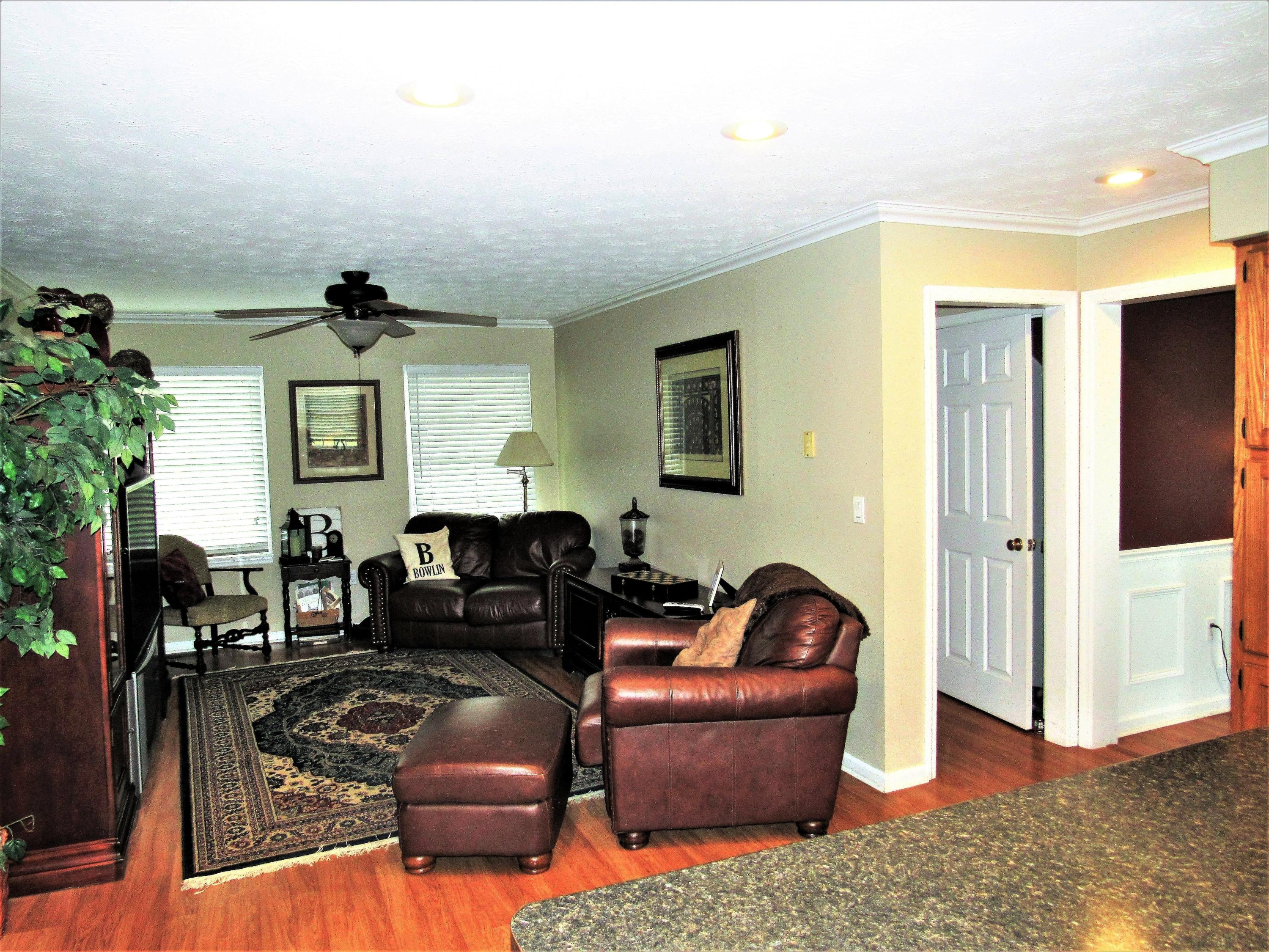 2960 Beecarter Road Dandridge, TN 37725 - Photo 12 of 29 LIVING ROOM