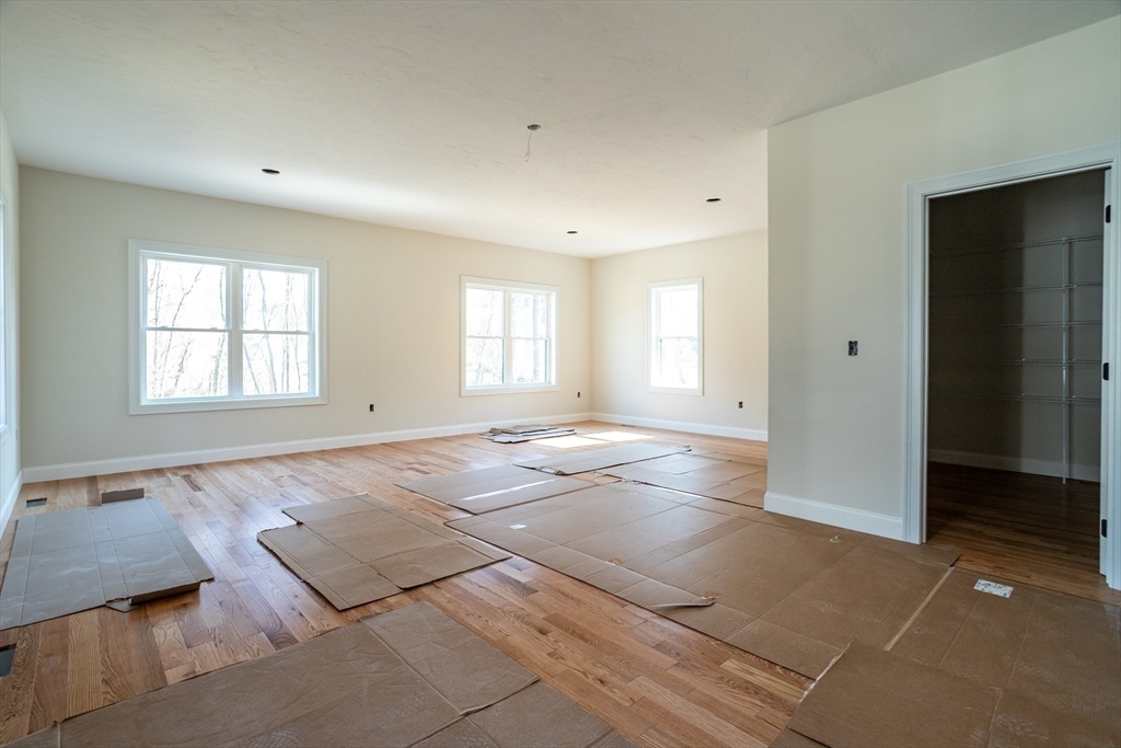 24 Jewell Road Marlborough, MA 01752 - Photo 14 of 42 Gallery Image 14