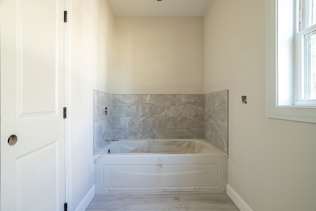 24 Jewell Road Marlborough, MA 01752 - Photo 19 of 42 Gallery Image 19