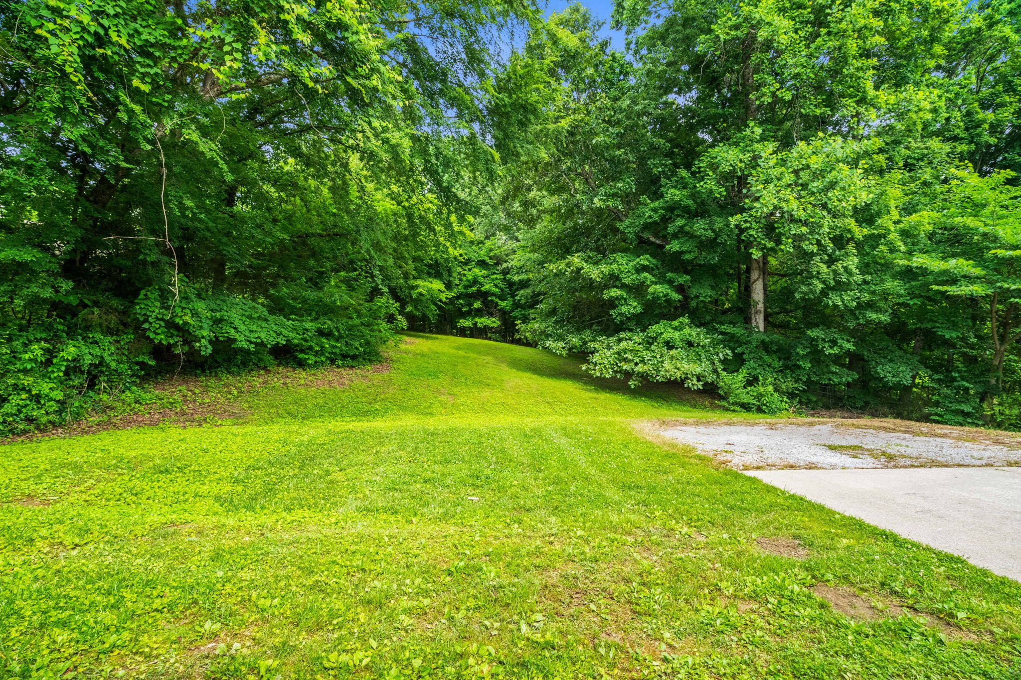 408 Portland Road White House, TN 37188 - Photo 31 of 40 Gallery Image 31
