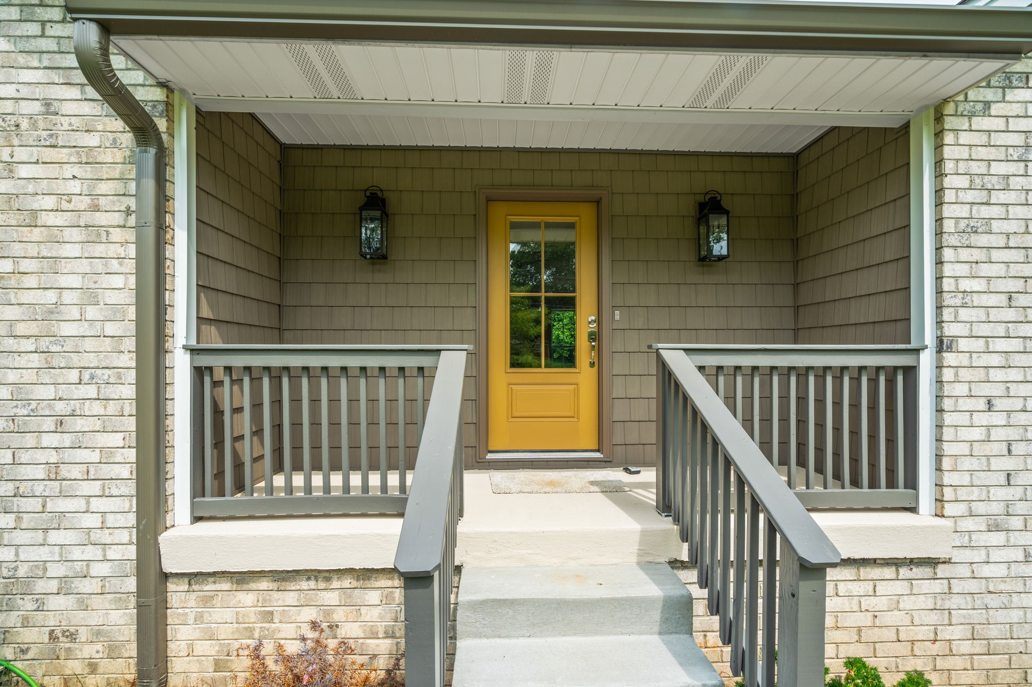 408 Portland Road White House, TN 37188 - Photo 4 of 40 Gallery Image 4