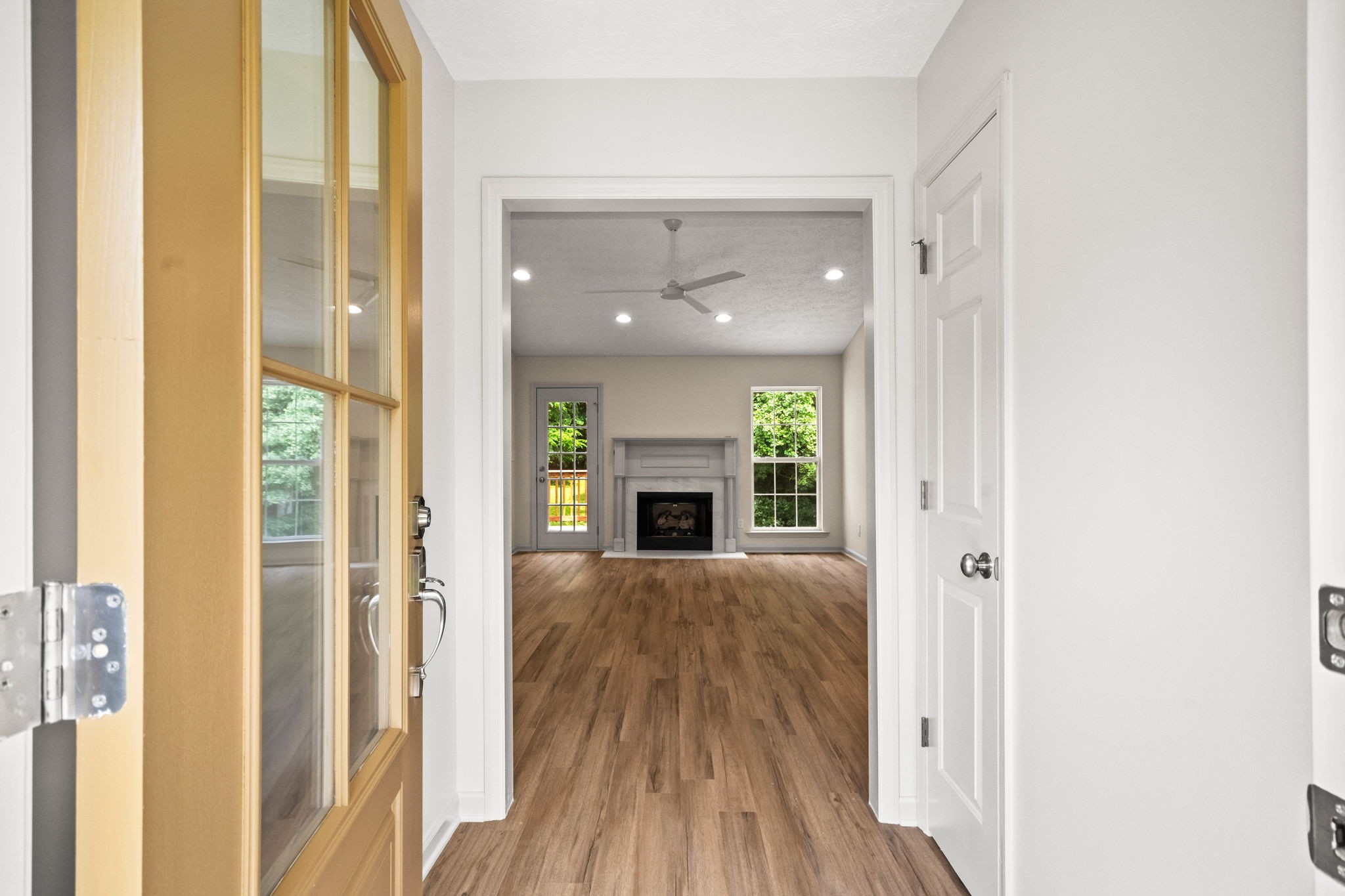 408 Portland Road White House, TN 37188 - Photo 5 of 40 Gallery Image 5