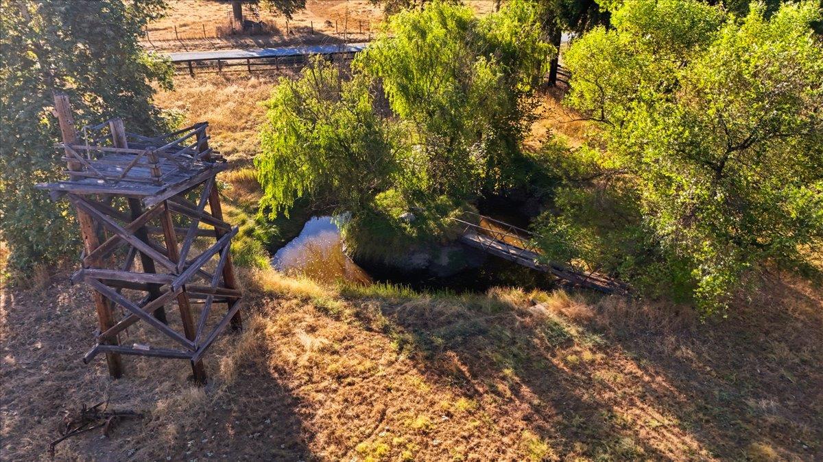 13656 Beitler Road Penn Valley, CA 95946 - Photo 10 of 46 Gallery Image 10