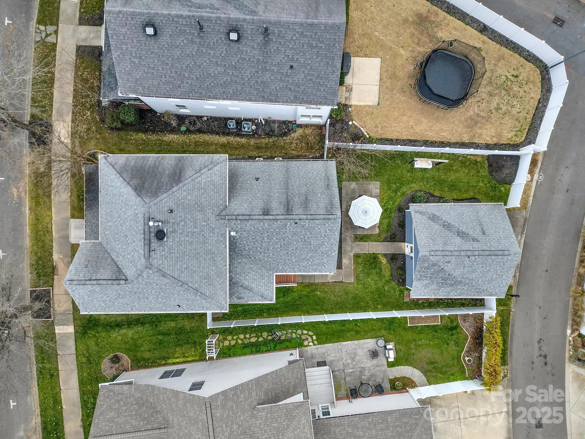 431 Third Baxter Street Fort Mill, SC 29708 - Photo 38 of 39 an aerial view of a house with a swimming pool