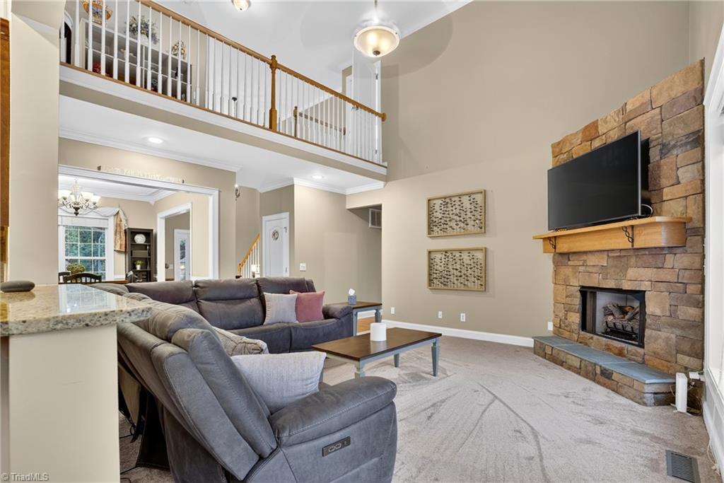 8915 Grove Park Drive Oak Ridge, NC 27310 - Photo 8 of 36 Gallery Image 8