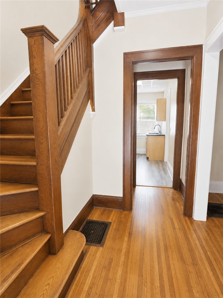 1176 Monroe Avenue, Unit 7 Rochester, NY 14620 - Photo 4 of 26 Gallery Image 4