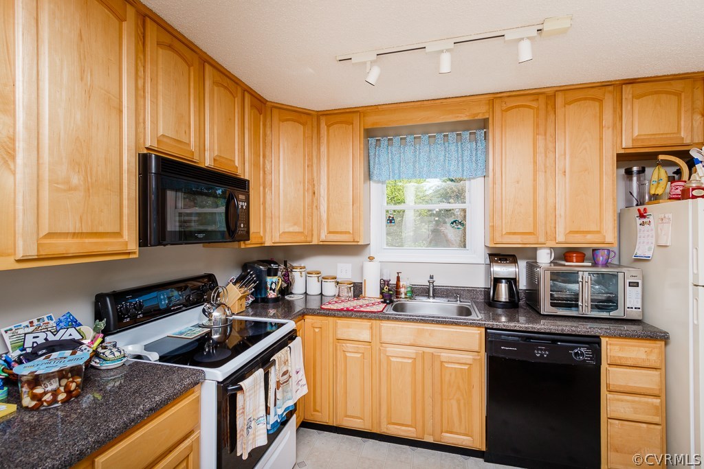 9309 Fordson Road Henrico, VA 23229 - Photo 28 of 37 Gallery Image 28