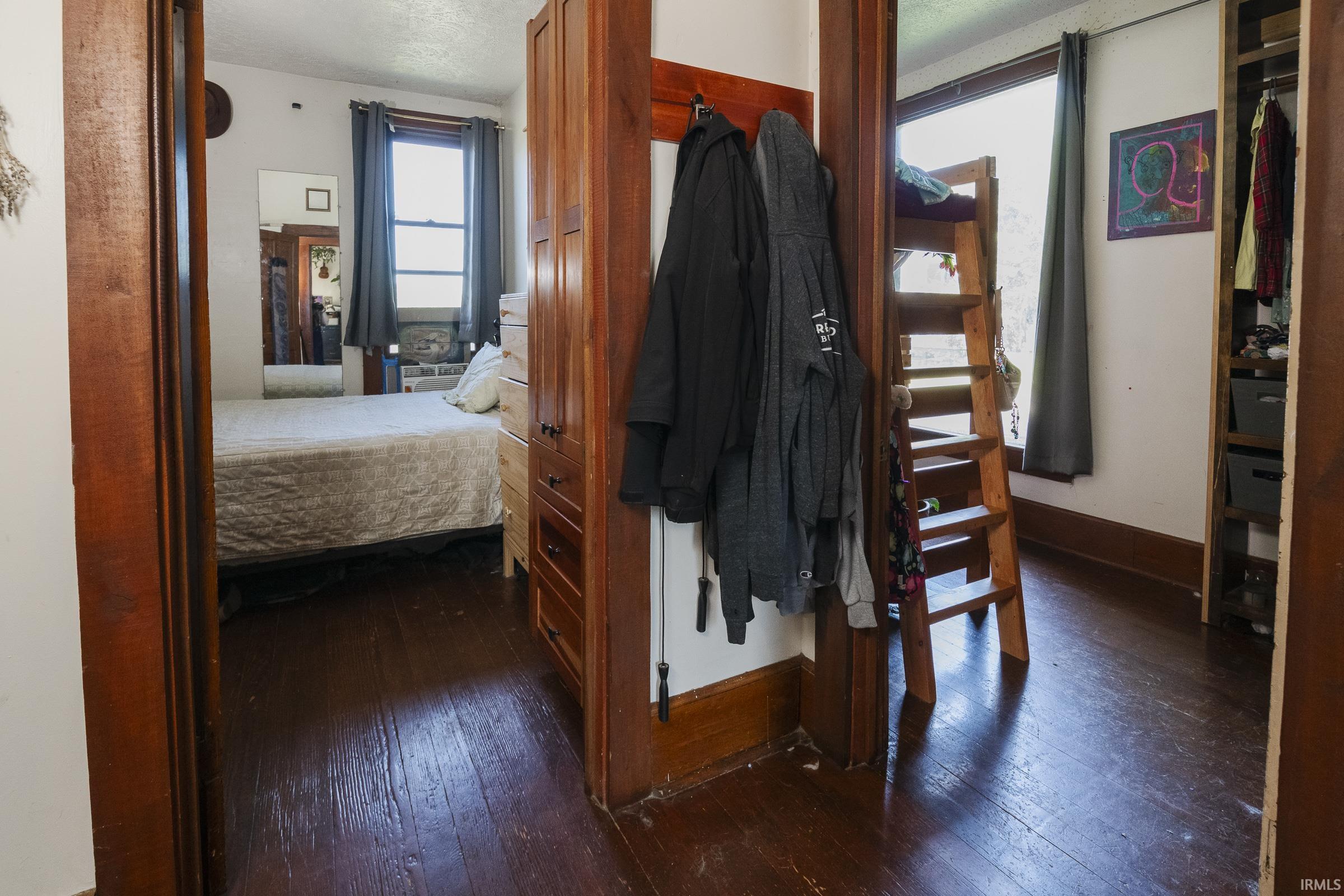 925 West 2nd Street Bloomington, IN 47403 - Photo 12 of 36