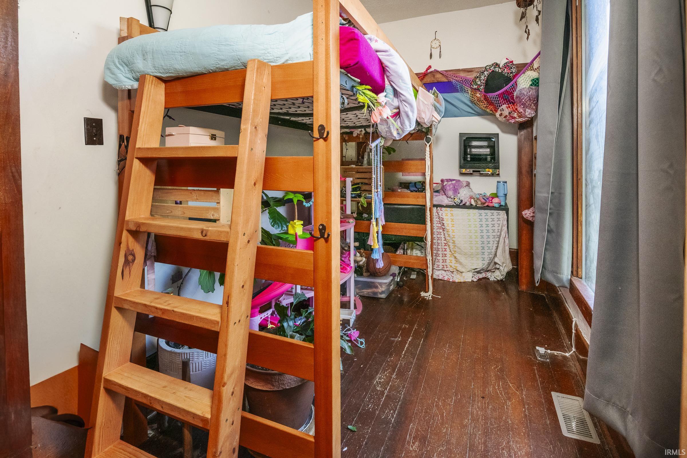 925 West 2nd Street Bloomington, IN 47403 - Photo 20 of 36